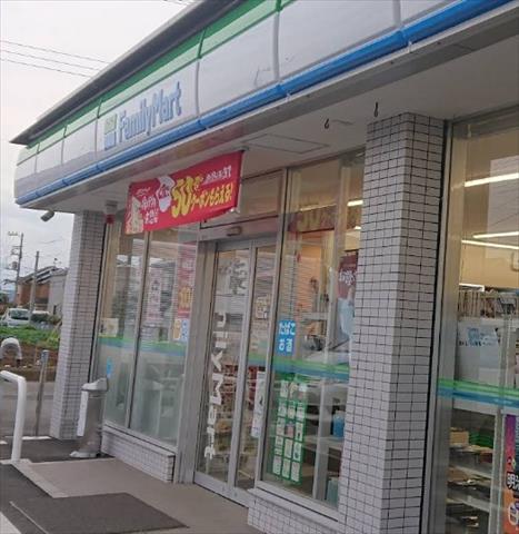 コンビニ　ファミリーマート伊勢原下落合店（コンビニ）まで1096m