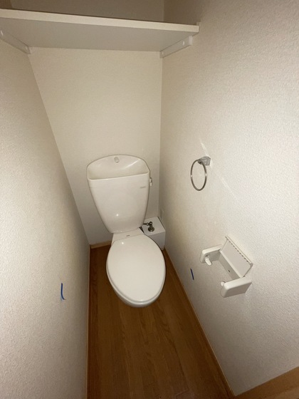 トイレ　※別部屋の写真です