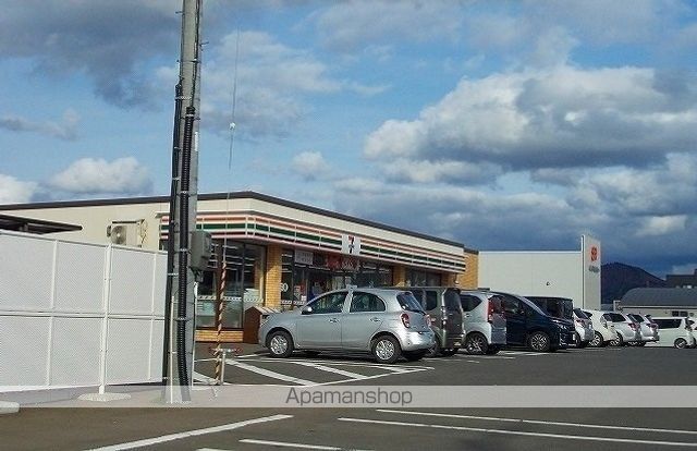 コンビニ　セブンイレブン（コンビニ）まで1000m