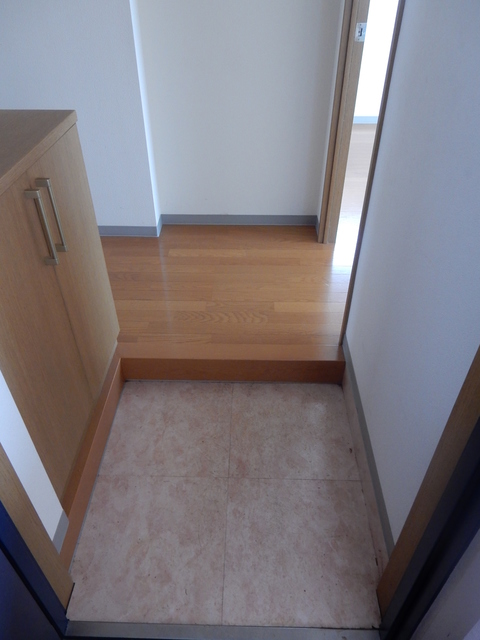 玄関　同タイプ別部屋参照