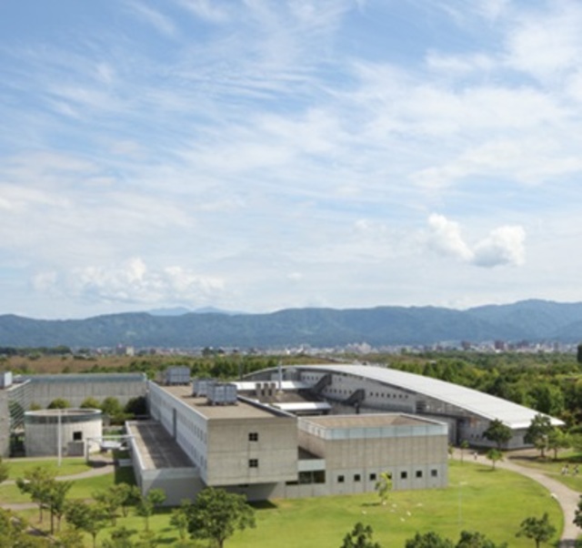大学・短大　長岡造形大学（大学・短大）まで887m