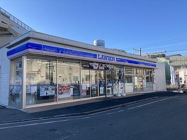 コンビニ　ローソン 港北篠原町表谷店（コンビニ）まで144m