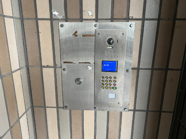 エントランス　エントランス
