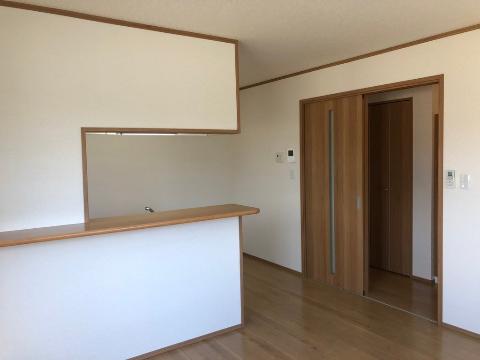 居室・リビング　室内