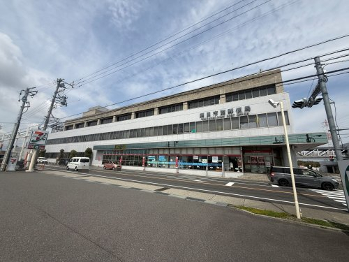郵便局　四日市西郵便局（郵便局）まで2317m