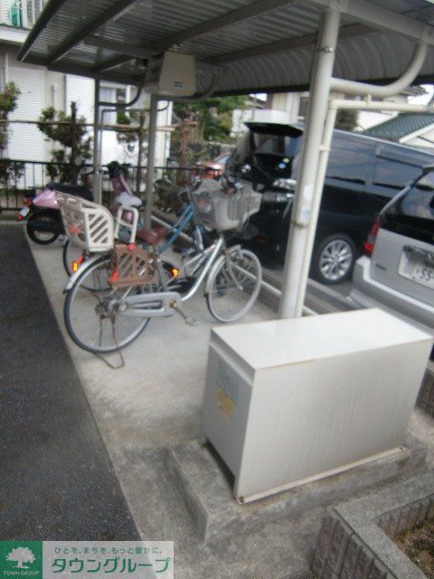 その他共有部分　うれしい屋根付き駐輪場