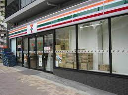 コンビニ　セブンイレブン杉並甲州街道店（コンビニ）まで194m