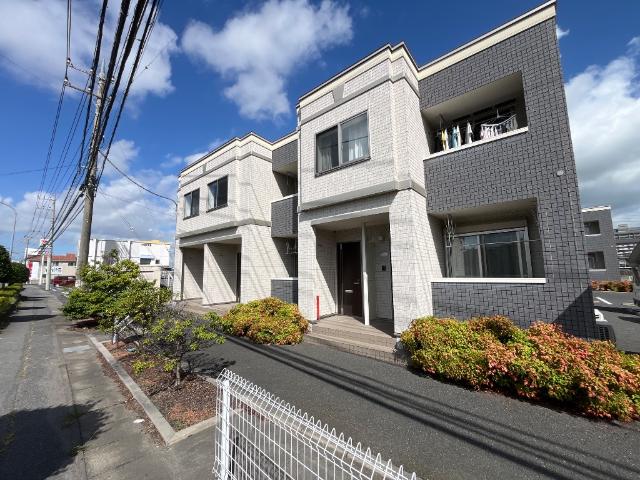 建物外観　外観写真（昼）