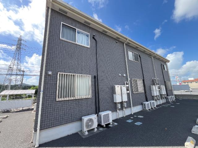 建物外観　外観写真（昼）