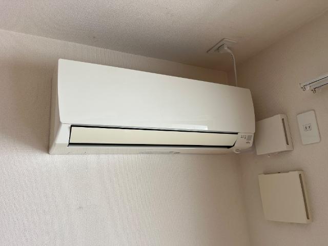 その他設備　リビングエアコン