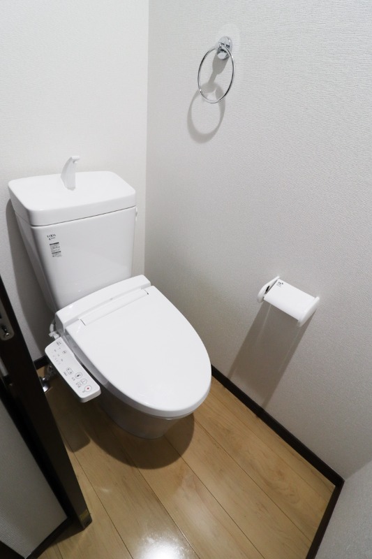 トイレ　図面と現状に相違がある場合には現状を優先
