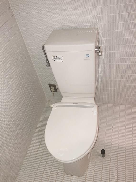 トイレ　※参考の為の他部屋写真です。