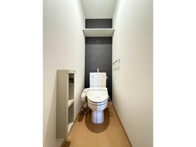 ＪＲ山陽本線 東福山駅 徒歩24分 2階建 築21年のトイレ写真
