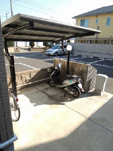 その他共有部分　屋根付き駐輪場