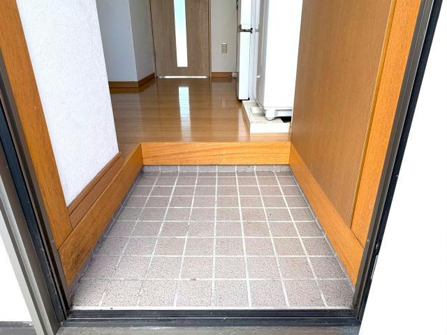 玄関　※別部屋イメージ