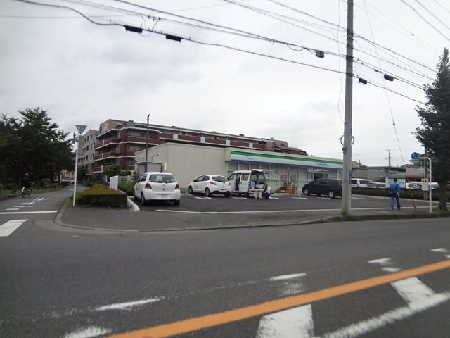 コンビニ　ファミリーマート藤沢円行店（コンビニ）まで430m