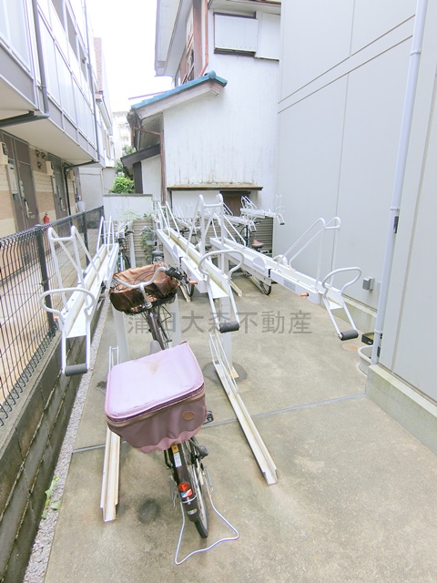 その他共有部分　ラック式の駐輪場