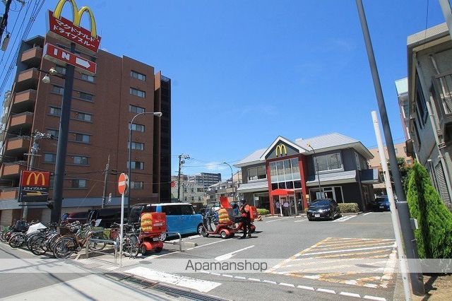 飲食店　マクドナルド豊新店（飲食店）まで187m