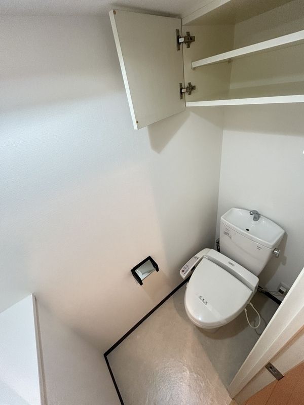 ジーコンフォートウエスト新横浜のトイレ写真