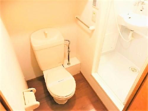 レオパレスPlacidoのトイレ写真