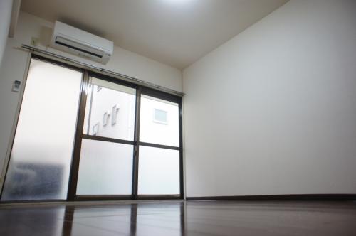 その他　フローリングの明るいお部屋です！
