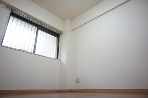 その他部屋・スペース　洋室の明るいお部屋です。