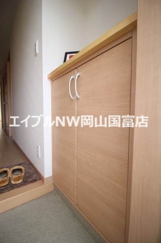 リバーサイド平井の玄関写真