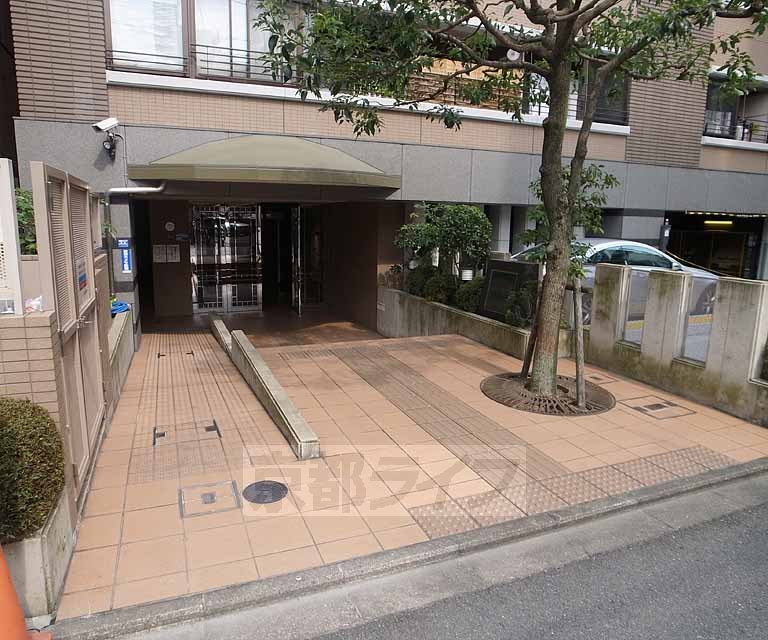 イトーピア御池通の外観写真