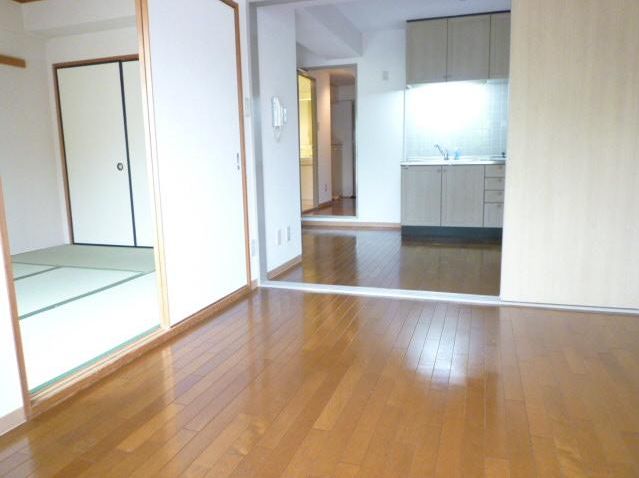 ハイクレスト喜沢南マンションの内装写真