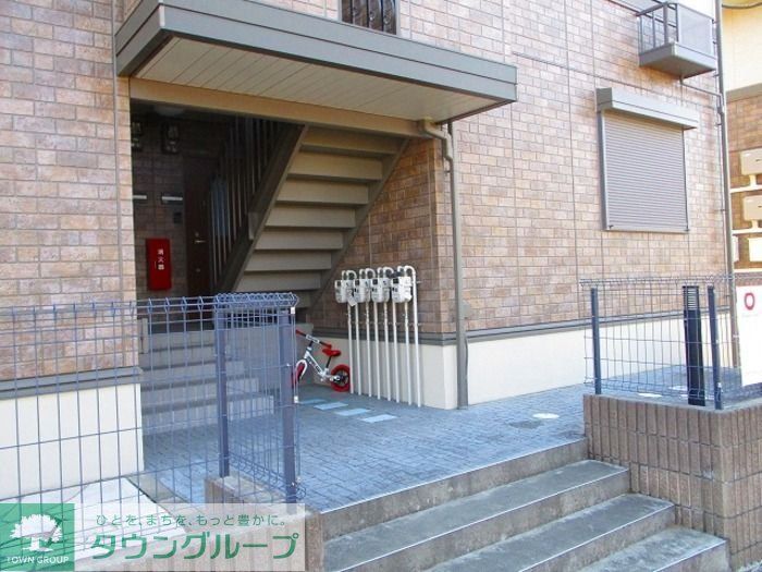 エントランス　お問合せはタウンハウジングまで！※現地待合わせ相談可能
