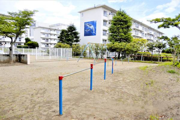 ビレッジハウス仙台鶴ケ谷五丁目6号棟の外観写真