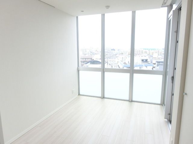 その他部屋・スペース　★白を基調とした清潔感のある明るいお部屋です★