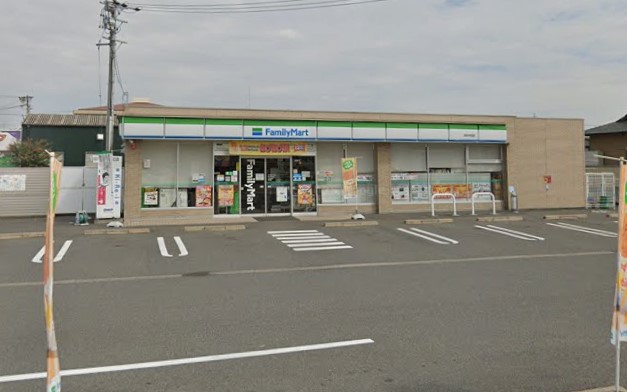コンビニ　ファミリーマート あま木田店（コンビニ）まで619m