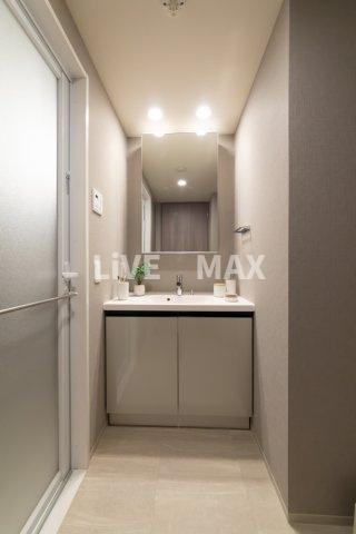 洗面設備　モデルルーム写真