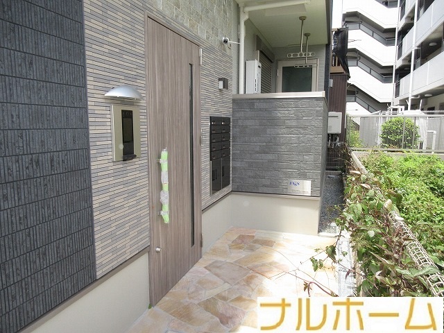 地下鉄谷町線 平野駅 徒歩12分 3階建 築2年の外観写真