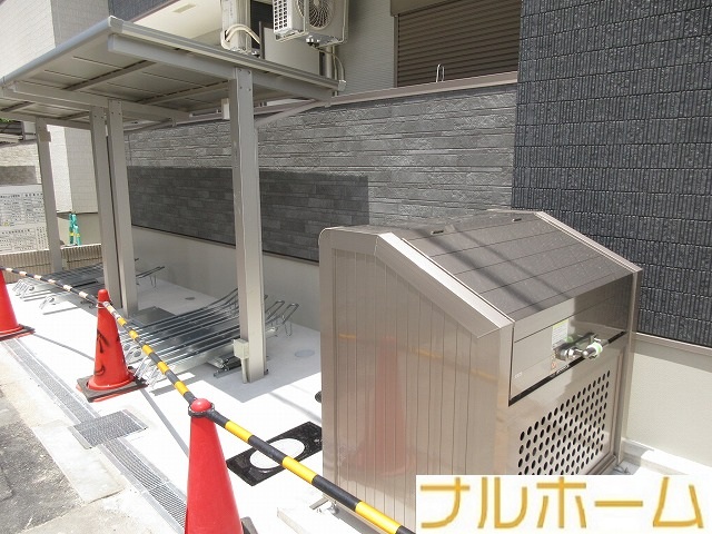 地下鉄谷町線 平野駅 徒歩12分 3階建 築2年の外観写真