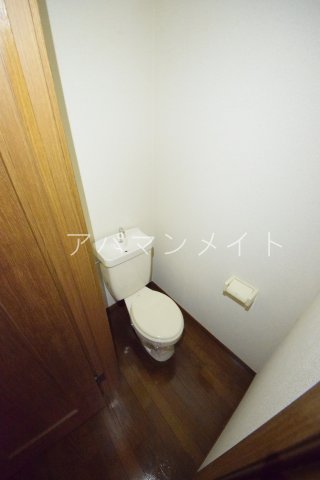 トイレ　コンパクトで使いやすいトイレです