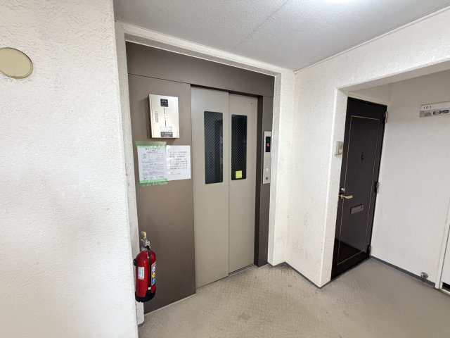 ロビー