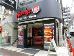 飲食店　ウェンディーズ・ファーストキッチン 曙橋店（飲食店）まで565m