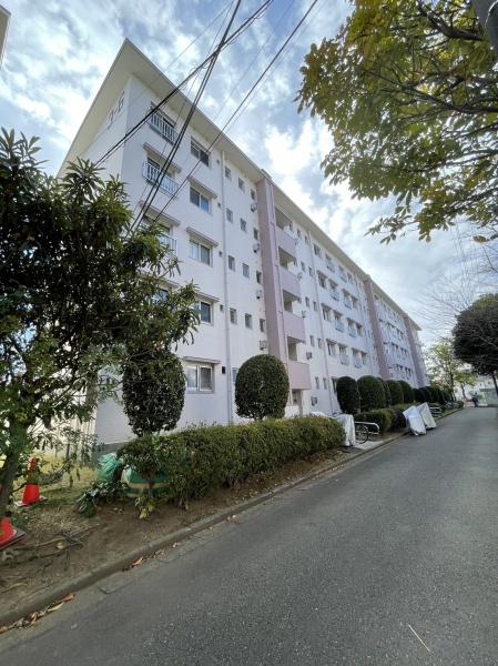 西三田団地3街区6号棟