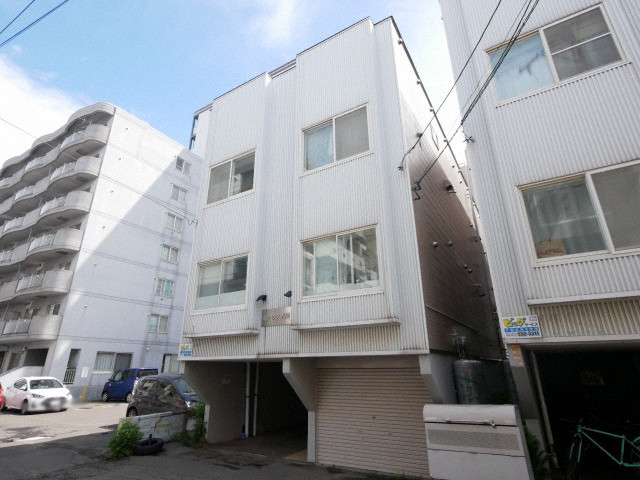 地下鉄東豊線 東区役所前駅 徒歩9分 築29年