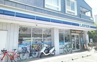 コンビニ　ローソン鎌倉名越店（コンビニ）まで824m