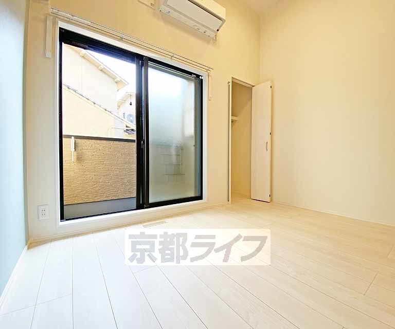 居室・リビング　ＪＲ太秦駅徒歩５分、設備充実物件！
