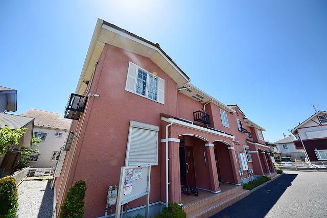 建物外観　★おしゃれな外観です★