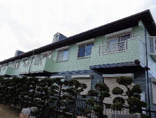 建物外観　近隣に高い建物ありません