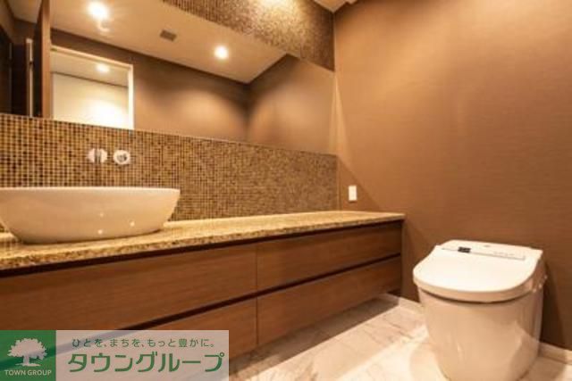トイレ　※写真は同タイプ住戸です。