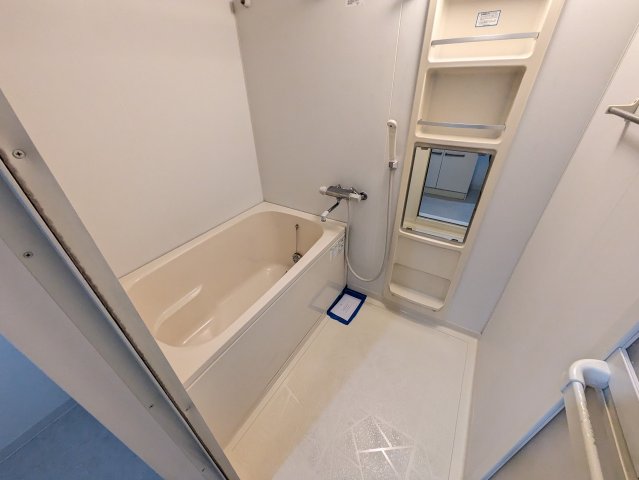 東武野田線 逆井駅 徒歩18分 2階建 築20年の風呂写真
