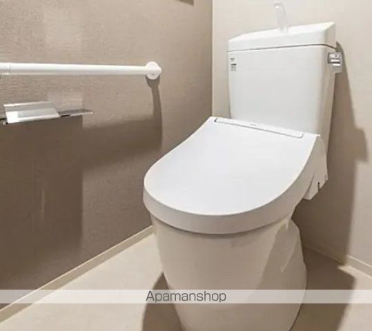 デュオフラッツ台東三ノ輪のトイレ写真