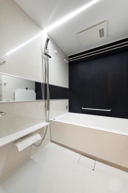 バス・シャワールーム　※写真は同タイプ住戸です。