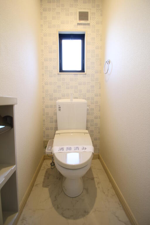 商業小田原マンションBのトイレ写真